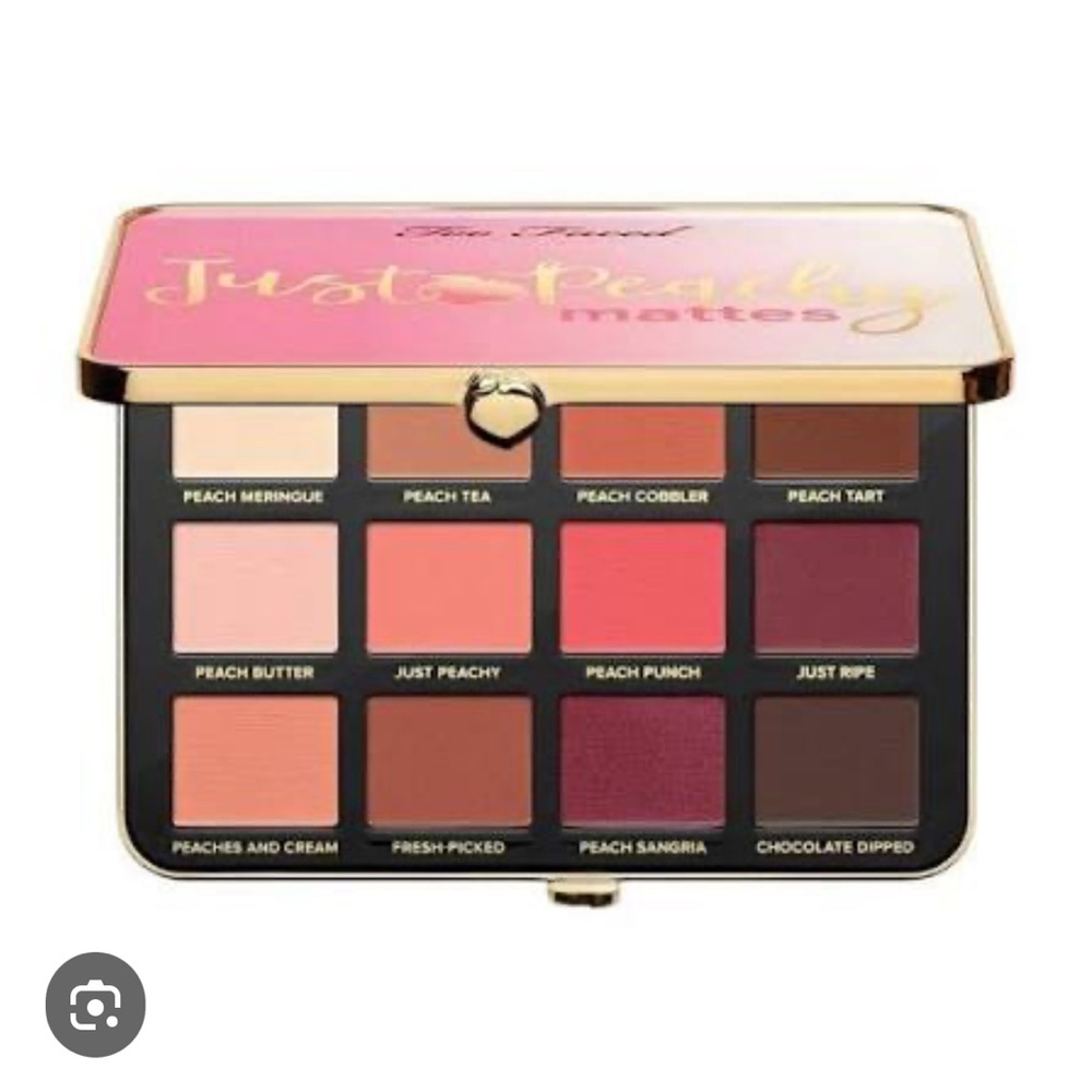 Too Faced Peachy Mattes Palette - Pinks and Golds. Smells like peaches!